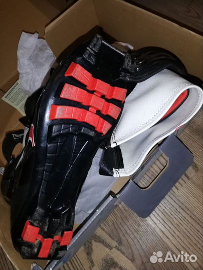 Лыжные ботинки spine