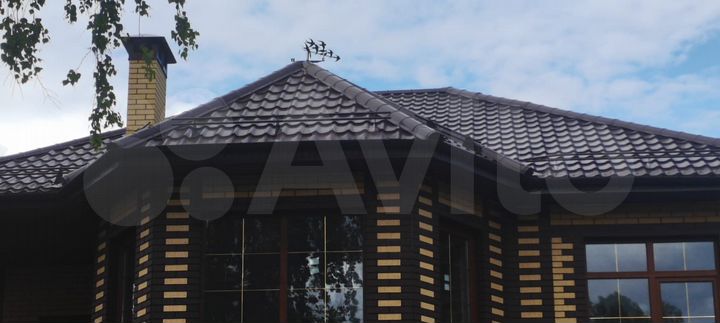 Коттедж 196 м² на участке 6 сот.