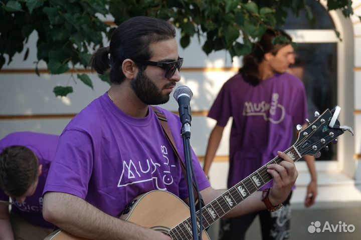 Уроки игры на гитаре Школа музыки Music Club