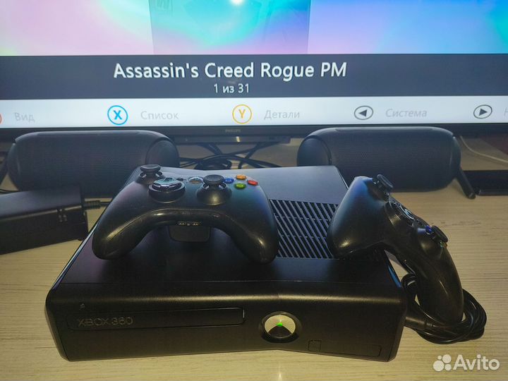 Xbox 360 прошитый с играми и 2 джойстика