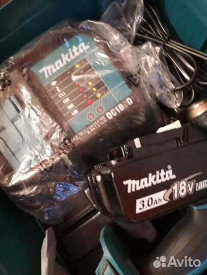 Шуруповерт makita 18v lxt