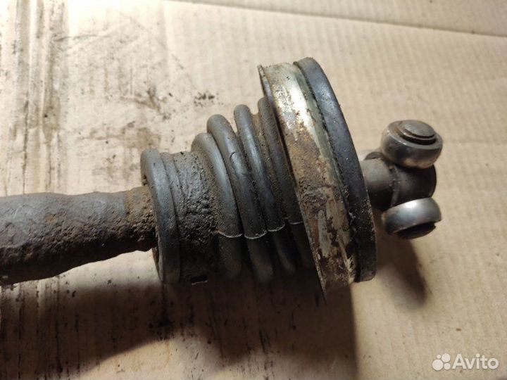 Привод левый Renault Logan 2005