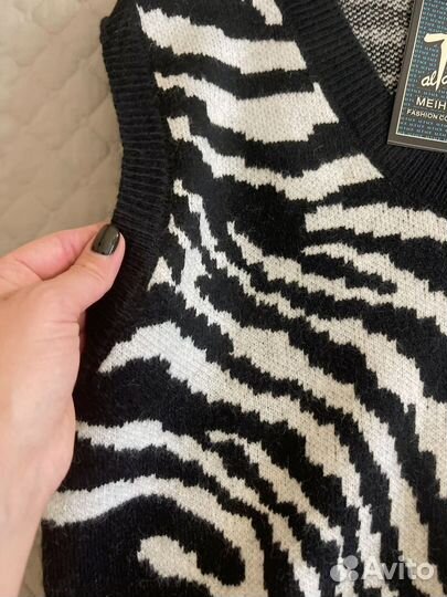 Жилетка женская