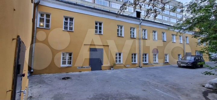 Здание, 610.1 м²