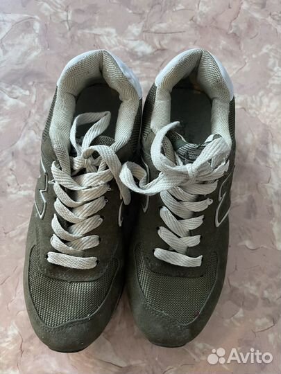 Кроссовки 38 39