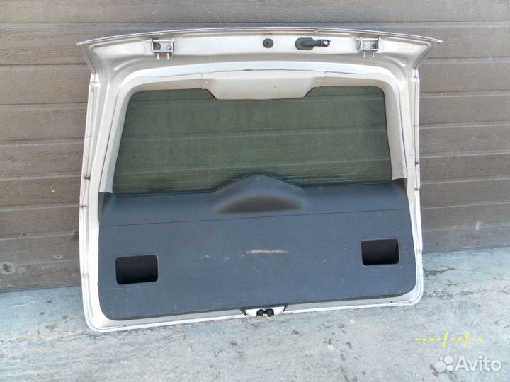 Крышка багажника Мондео 3 универсал светлая