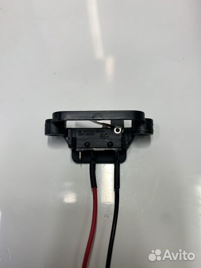 Микровыключатель