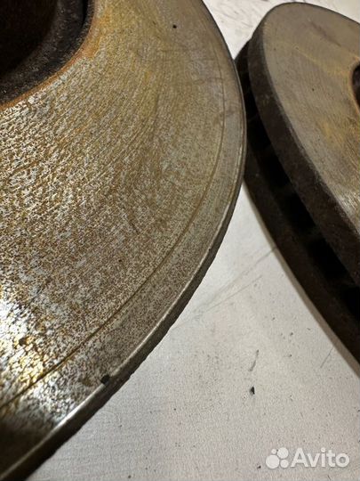 Тормозные диски переднее Kia Soul AM G4FC 2009