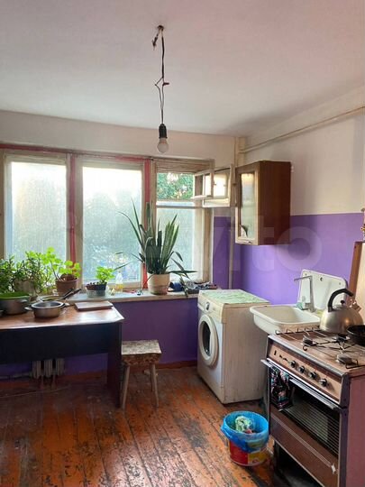 Комната 12 м² в 6-к., 3/5 эт.