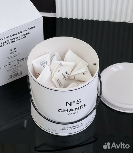 Косметика Chanel новая