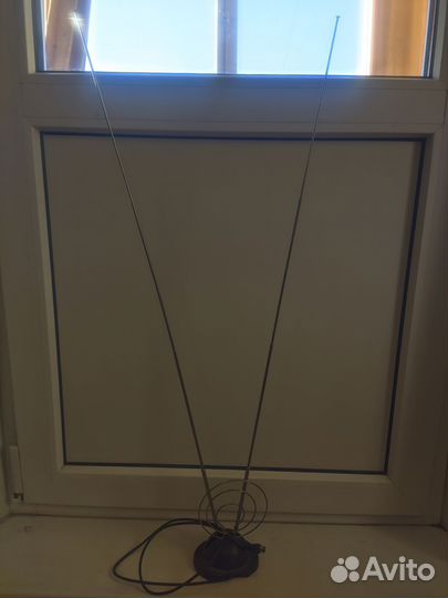 Антена комнатная