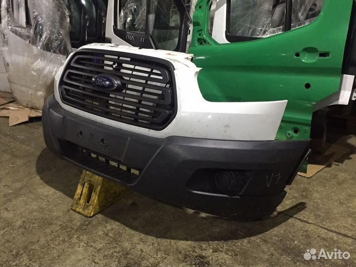 Бампер передний на Ford Transit 8