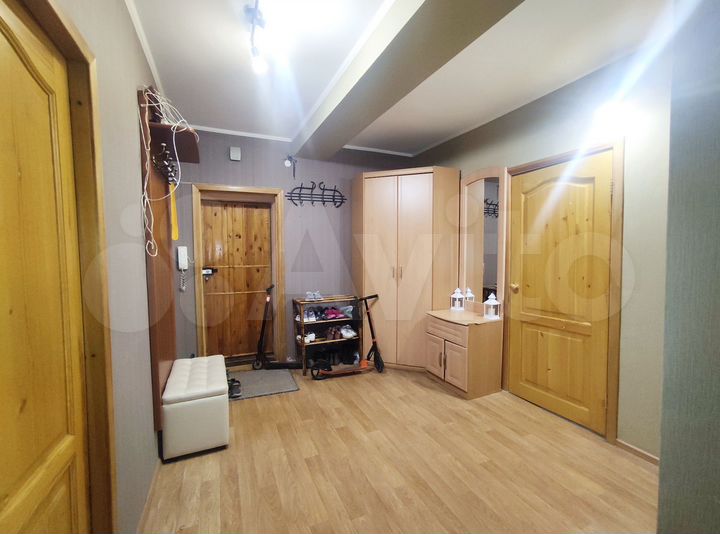 3-к. квартира, 80,4 м², 1/5 эт.