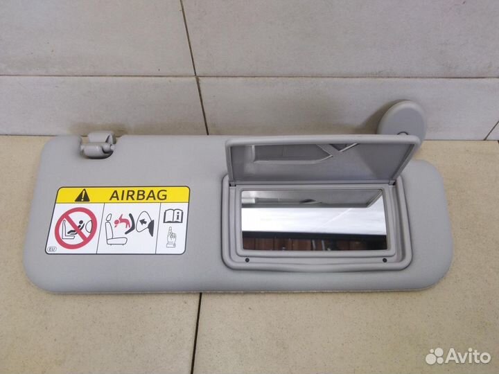 Козырек солнцезащитный (внутри) Hi Lux 2015