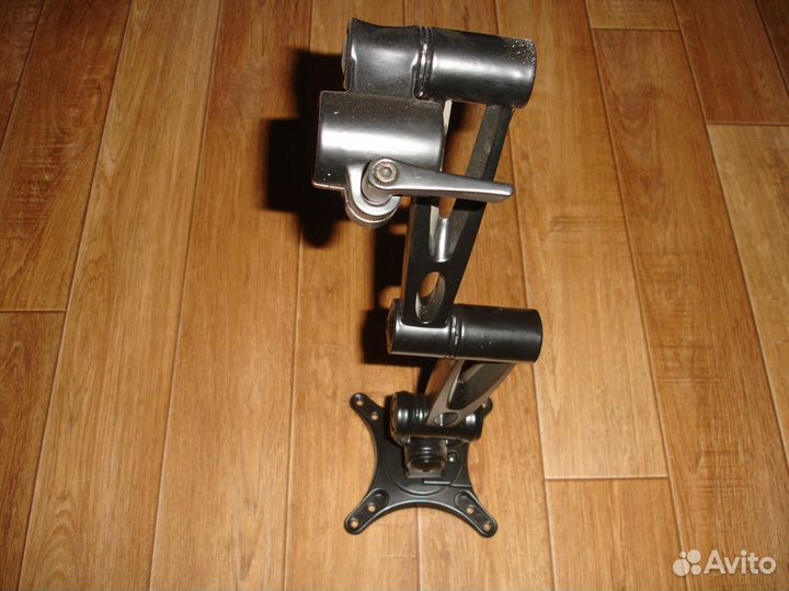 Кронштейн для монитора