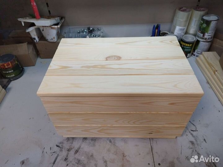 Сундук деревянный