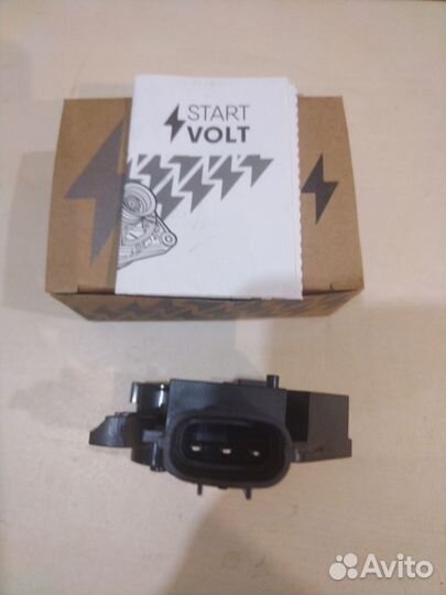 Регулятор генератора Hyundai i20 i30 Solaris Rio