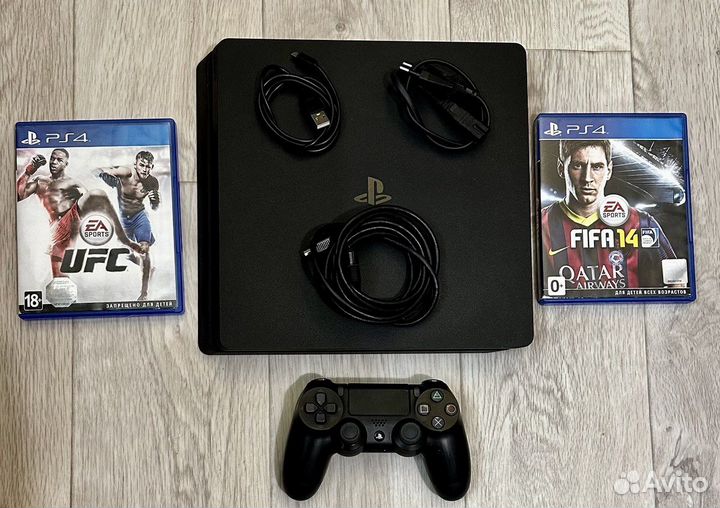 Sony PS4 slim