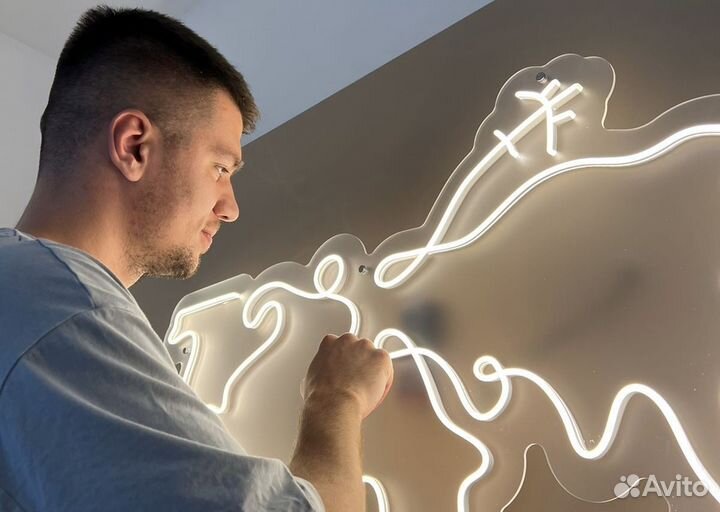 Неоновая вывеска / Рекламная вывеска