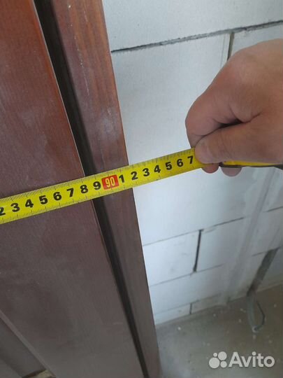 Дверь входная из массива