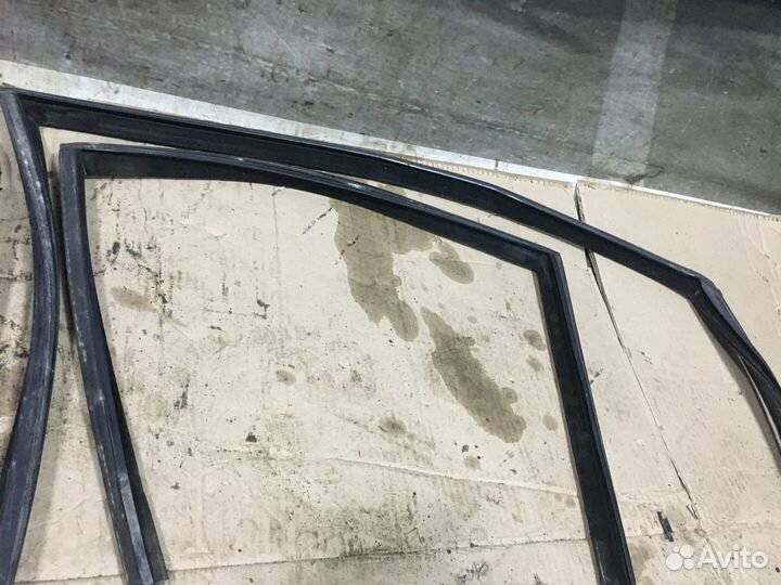 Уплотнители дверей комплект BMW 5 E60