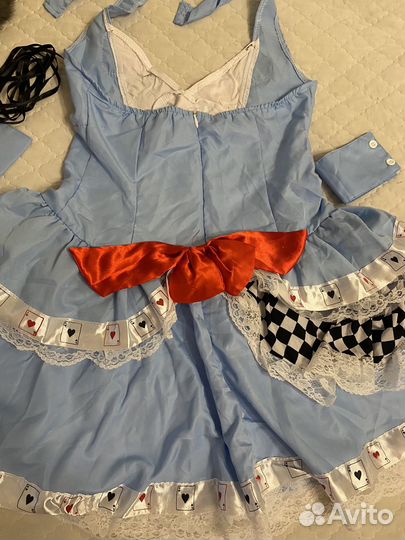 Костюм Алисы в Стране Чудес взрослый