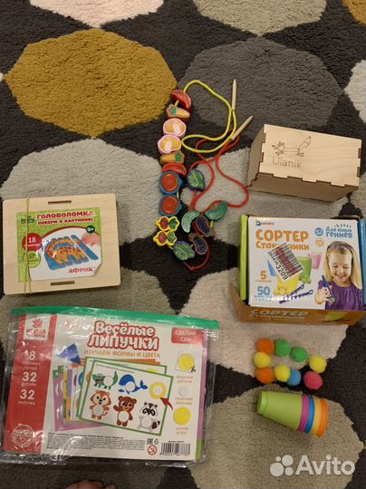 Развивающие игрушки(пазлы и тп )