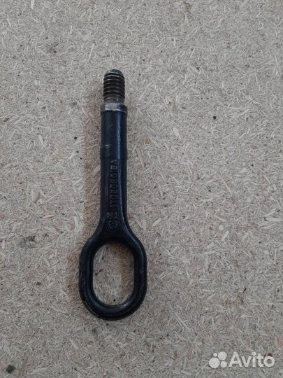 Буксировочный крюк Volkswagen Passat B7 CCZ 2011