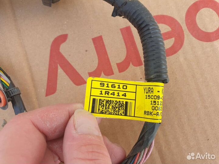 Проводка передней двери Hyundai Solaris