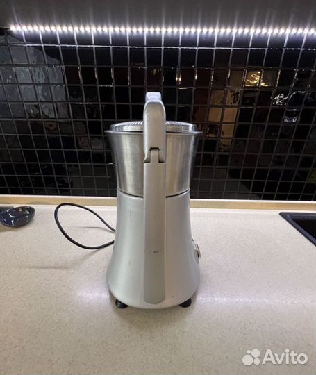 Соковыжималка для цитрусовых Starfood CJ6