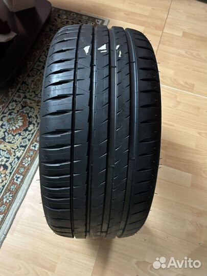 Michelin Pilot Sport 4 225/40 R18