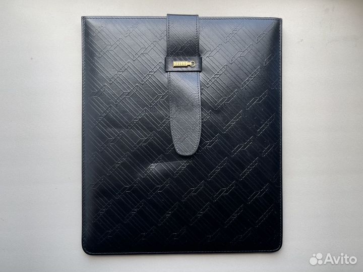 Чехол на планшет от Zegna, Zilli, Valentino