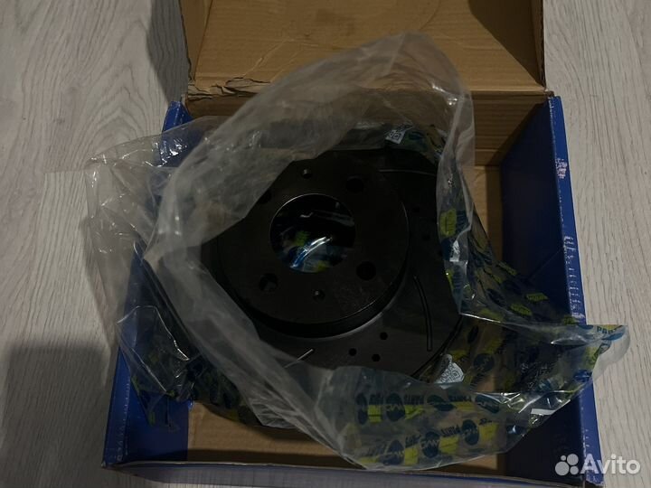 Продам диски передние accent