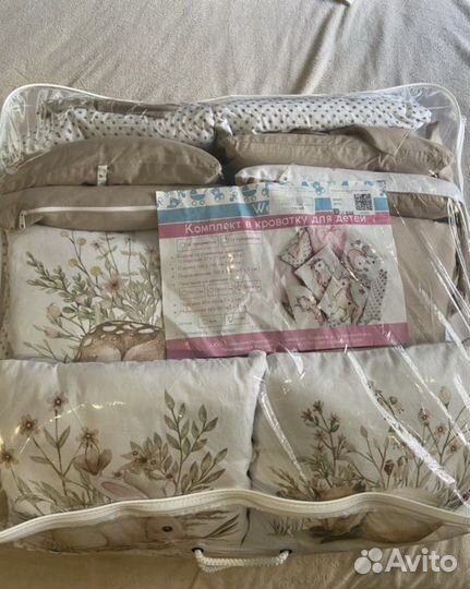 Бортики в детскую кроватку