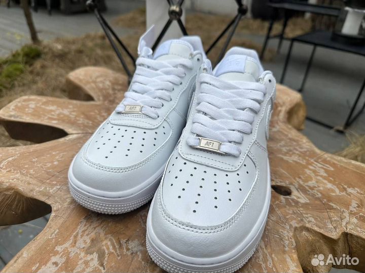 Nike air force 1 low white