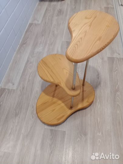 Стойка для цветов напольная