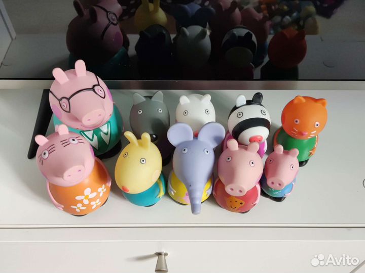 Игрушка Свинка пеппа с семьёй и друзьями