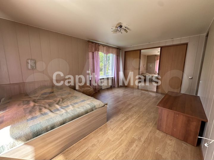 2-к. квартира, 50 м², 4/9 эт.