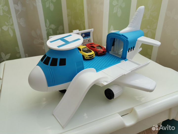 Самолет Super storage