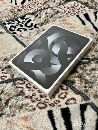 iPad Air 2022 5 M1 64gb Новый Space/Starlight