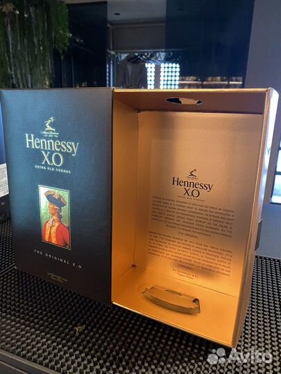 Коробка Hennessy X.O