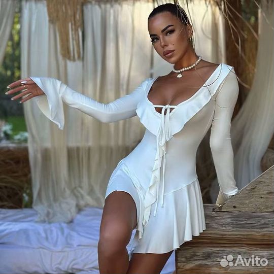 Белое платье стрейч