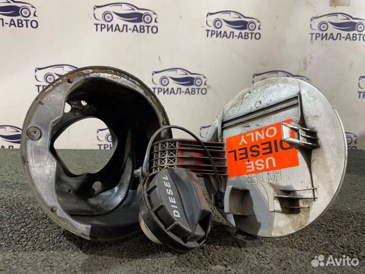 Лючок бака Kia Sorento XM 2.2L diesel