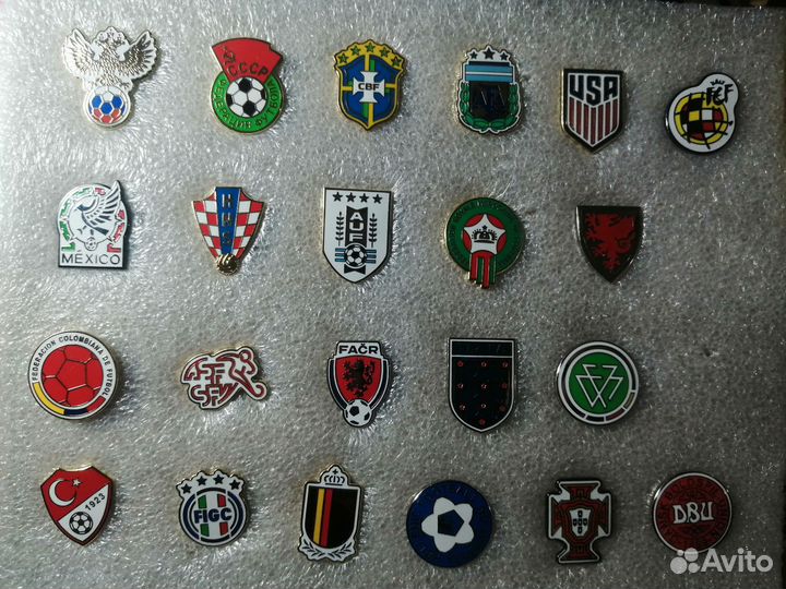 Футбольные значки. Эмблемы федераций,конфидераций