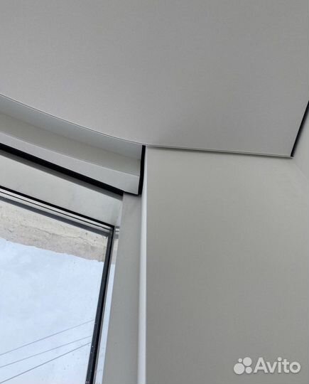 Балкон полотна