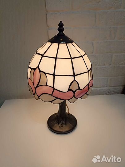 Лампа настольная Honsel