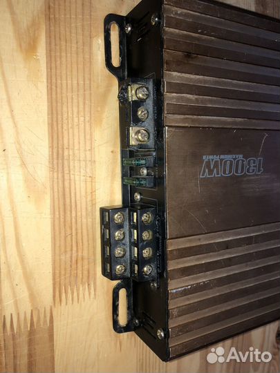 Усилитель momo1.1000 ACV Hertz4.80