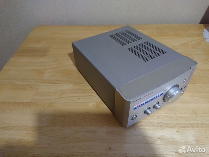 Усилитель Pioneer A-N701