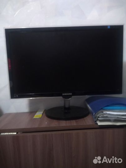 Монитор samsung