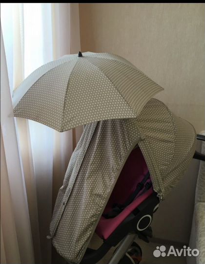 Летний кит с зонтиком на Stokke